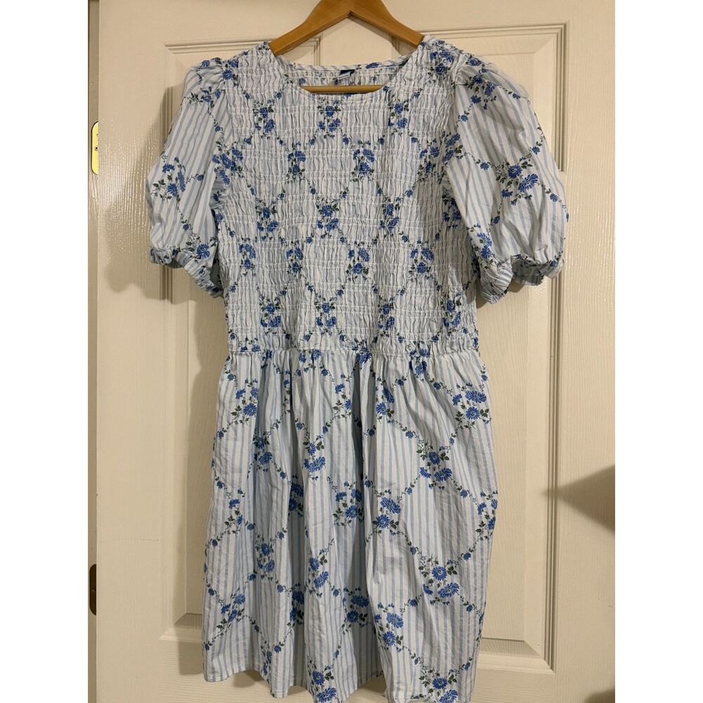 Old Navy dress